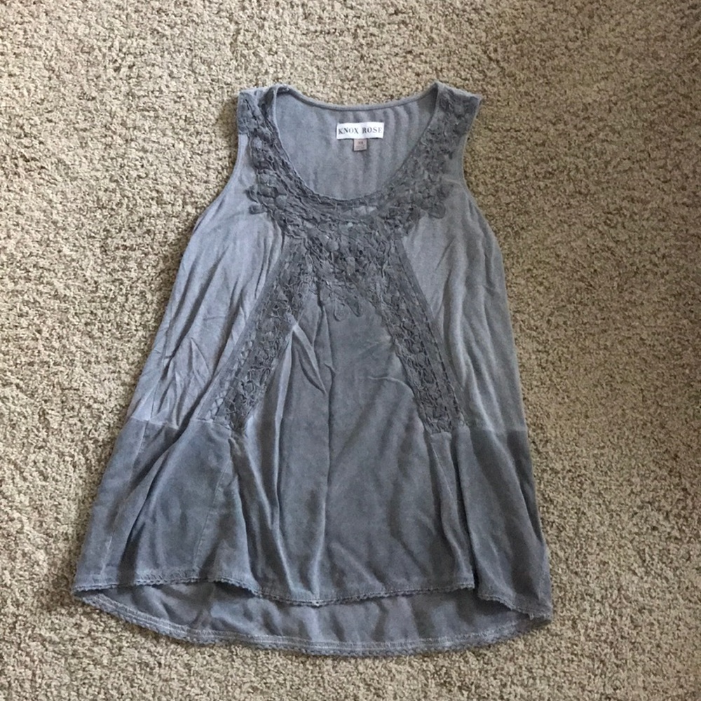 knox rose xs tank/shirt